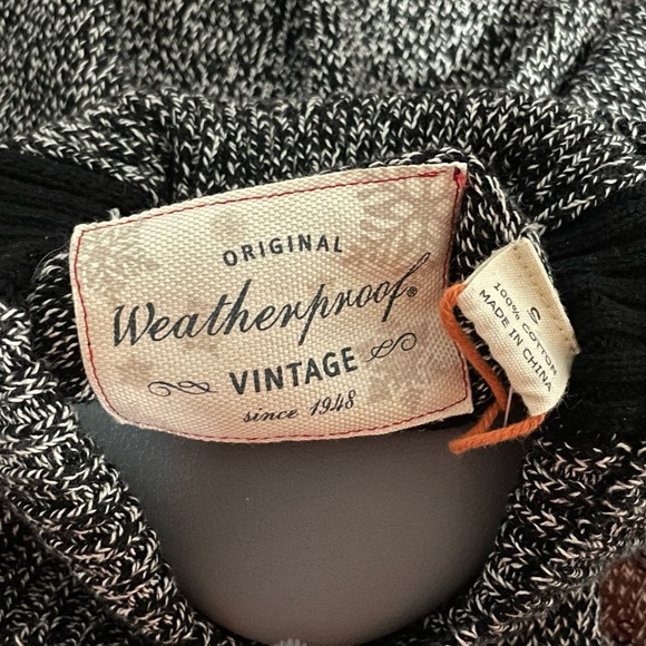 Oversized Stunning Men’s Turtle Neck Sweater - Picture 4 of 5